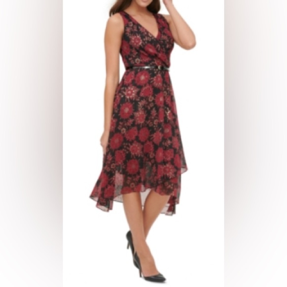 Tommy Hilfiger Size 2 Maroon Floral Black Metallic Gold Surplice Peplum Dress